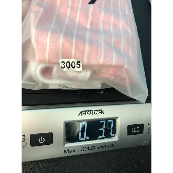 Boppy Nursing Pillow Cover Pink Hearts & Stripes - Pristine Condition - Picture 6 of 7